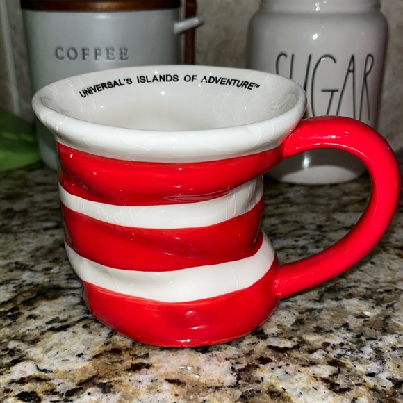 Universal’s Islands of Adventure Seuss Landing Cat in the Hat Mug Florida Cup - Picture 2 of 10